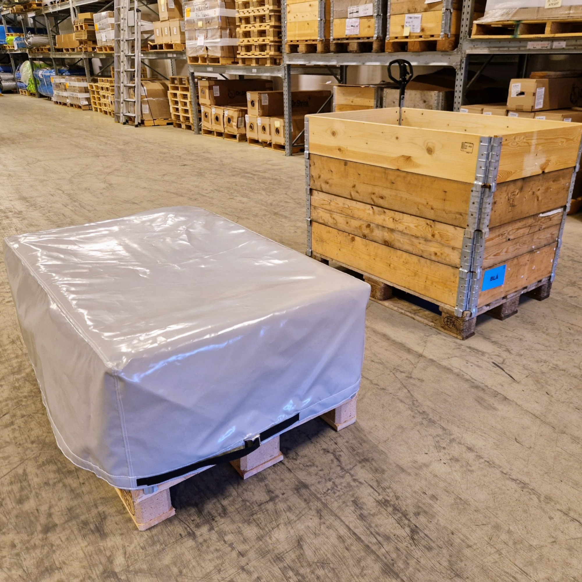 Adjustable Palletcover
